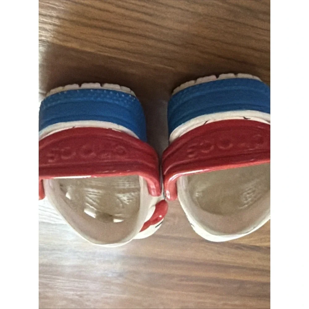 Crocs Baby Girls Hello Kitty Slip On Clogs Shoes Sz 4C VGC